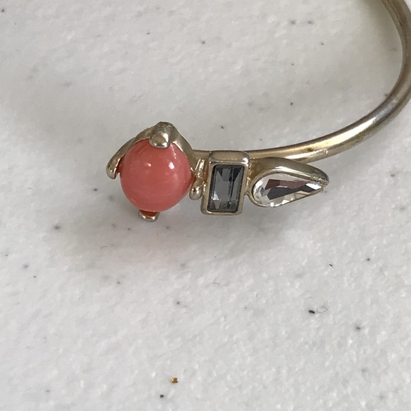 Vintage Pink Stone and Faux diamond Bracelet - Picture 4 of 8